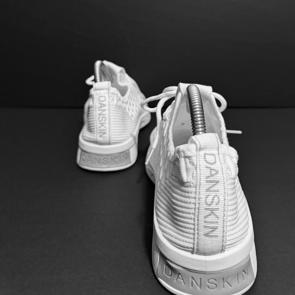 Danskin - Picture 11 of 16